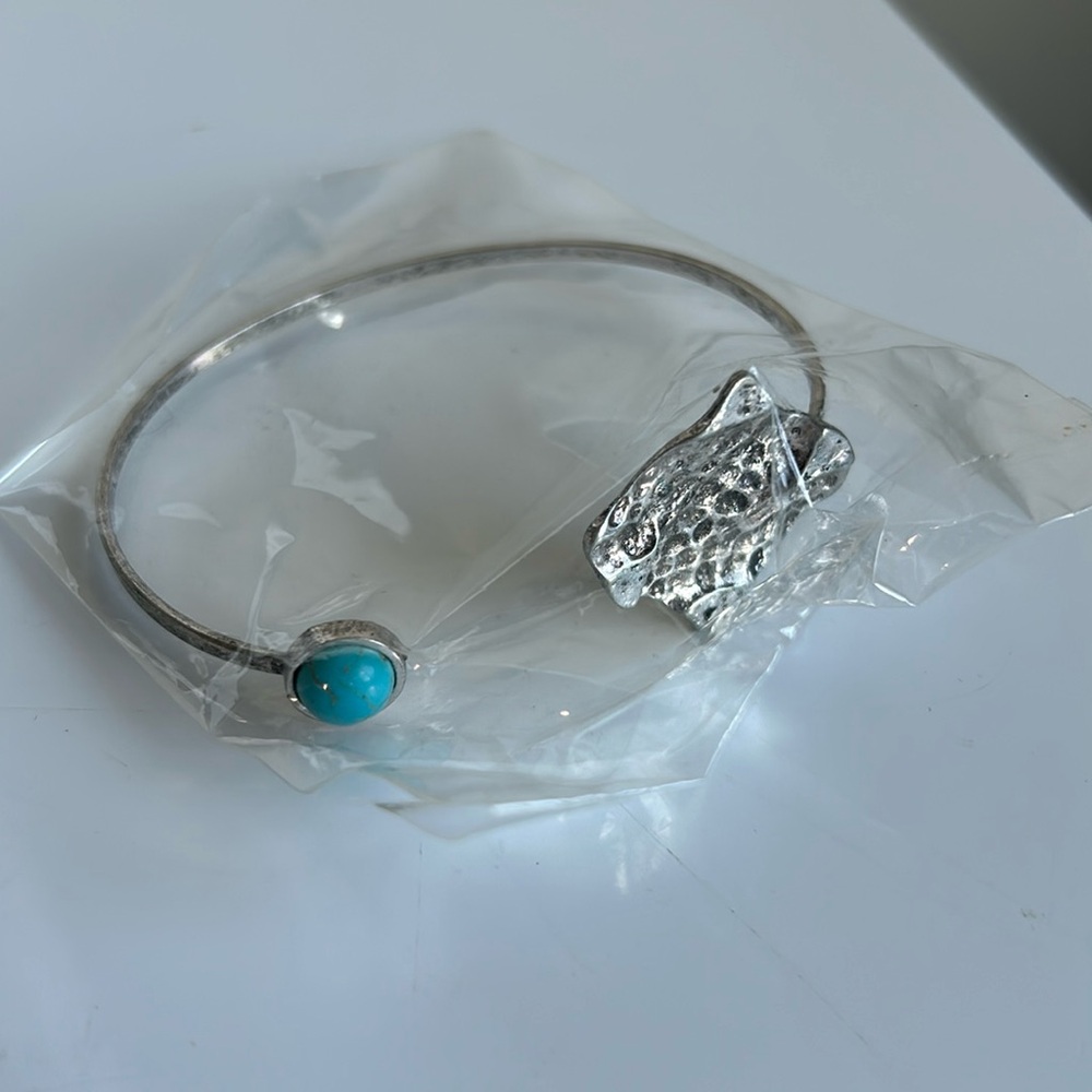 FREE (with buy) Cuff Bracelet